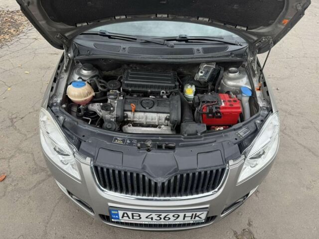 Сірий Шкода Фабія, об'ємом двигуна 1.6 л та пробігом 180 тис. км за 4800 $, фото 13 на Automoto.ua