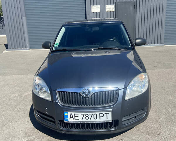 Сірий Шкода Фабія, об'ємом двигуна 1.2 л та пробігом 212 тис. км за 5800 $, фото 1 на Automoto.ua