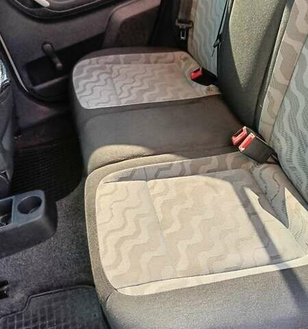 Серый Шкода Фабия, объемом двигателя 1.2 л и пробегом 198 тыс. км за 5500 $, фото 8 на Automoto.ua