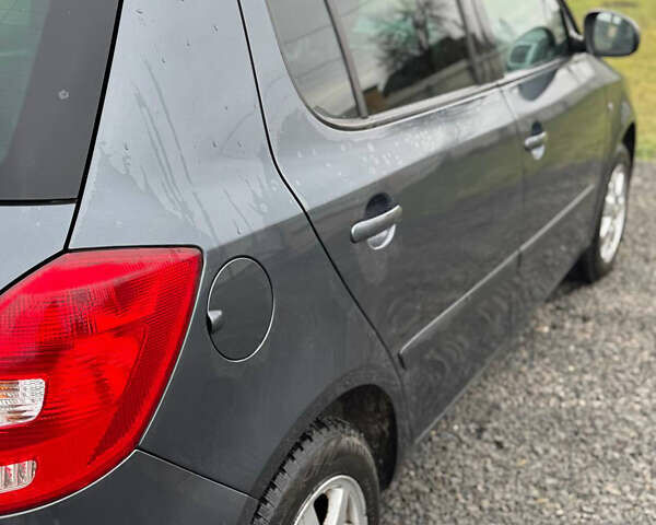 Сірий Шкода Фабія, об'ємом двигуна 1.6 л та пробігом 246 тис. км за 5700 $, фото 10 на Automoto.ua