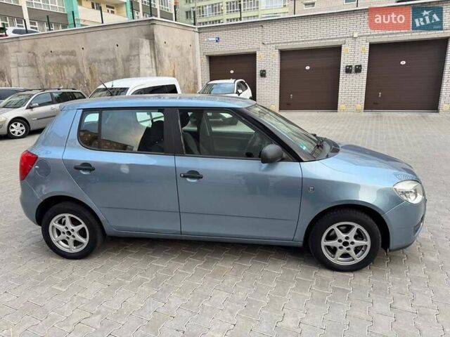 Сірий Шкода Фабія, об'ємом двигуна 1.39 л та пробігом 172 тис. км за 4999 $, фото 7 на Automoto.ua