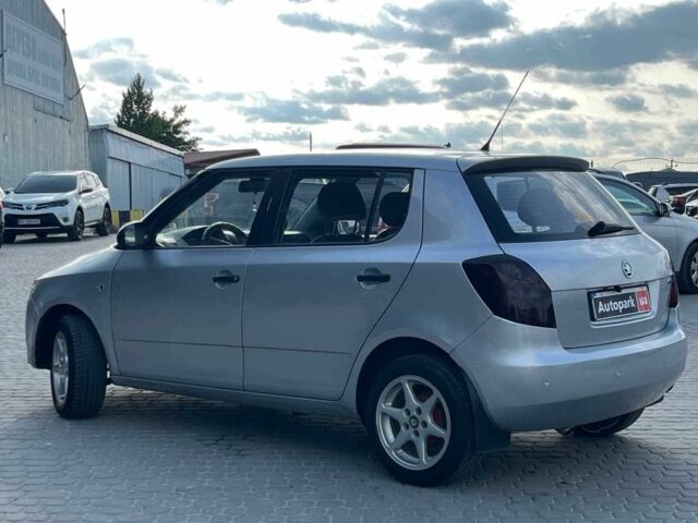 Сірий Шкода Фабія, об'ємом двигуна 1.2 л та пробігом 377 тис. км за 2640 $, фото 18 на Automoto.ua