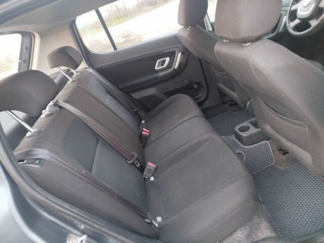 Серый Шкода Фабия, объемом двигателя 1.2 л и пробегом 143 тыс. км за 4500 $, фото 18 на Automoto.ua