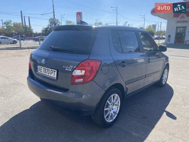Сірий Шкода Фабія, об'ємом двигуна 1.2 л та пробігом 212 тис. км за 5800 $, фото 5 на Automoto.ua