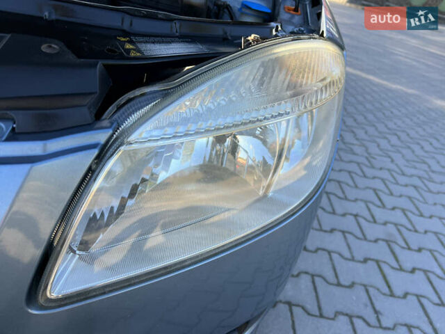 Сірий Шкода Фабія, об'ємом двигуна 1.4 л та пробігом 198 тис. км за 5390 $, фото 56 на Automoto.ua