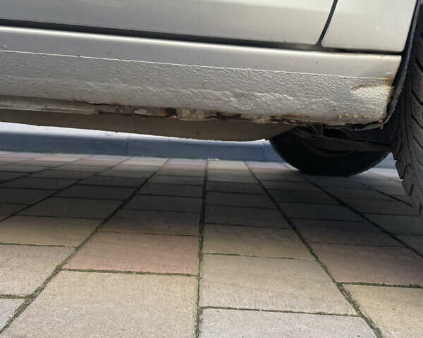 Серый Шкода Фабия, объемом двигателя 1.2 л и пробегом 142 тыс. км за 3900 $, фото 22 на Automoto.ua