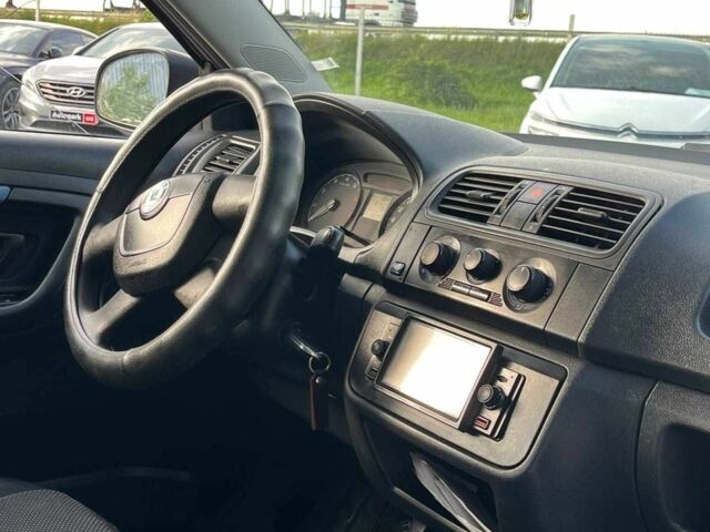 Сірий Шкода Фабія, об'ємом двигуна 1.2 л та пробігом 377 тис. км за 2640 $, фото 19 на Automoto.ua