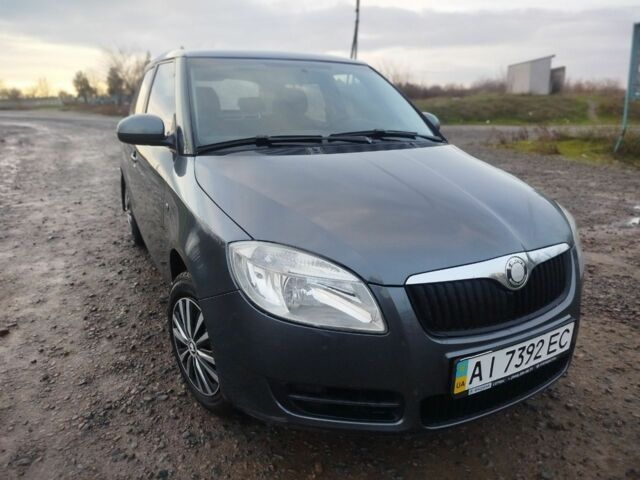 Серый Шкода Фабия, объемом двигателя 1.2 л и пробегом 143 тыс. км за 4500 $, фото 6 на Automoto.ua