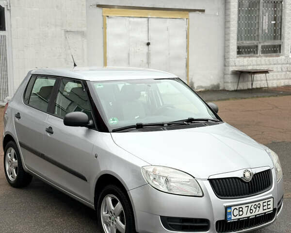 Серый Шкода Фабия, объемом двигателя 1.39 л и пробегом 242 тыс. км за 4850 $, фото 5 на Automoto.ua