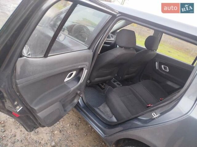Серый Шкода Фабия, объемом двигателя 1.2 л и пробегом 143 тыс. км за 4500 $, фото 35 на Automoto.ua