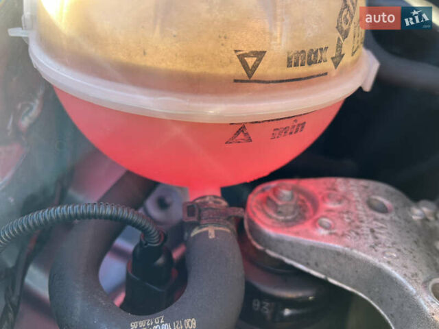 Сірий Шкода Фабія, об'ємом двигуна 1.4 л та пробігом 198 тис. км за 5390 $, фото 52 на Automoto.ua