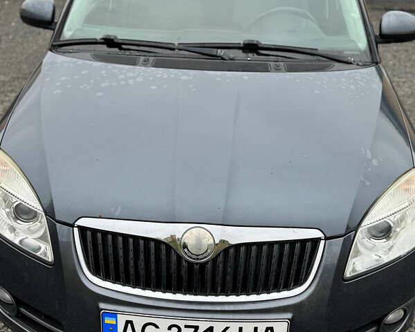 Сірий Шкода Фабія, об'ємом двигуна 1.6 л та пробігом 246 тис. км за 5700 $, фото 2 на Automoto.ua