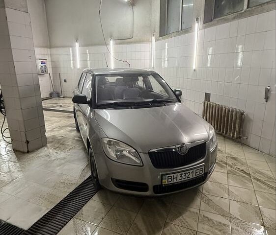 Сірий Шкода Фабія, об'ємом двигуна 0 л та пробігом 146 тис. км за 4950 $, фото 2 на Automoto.ua