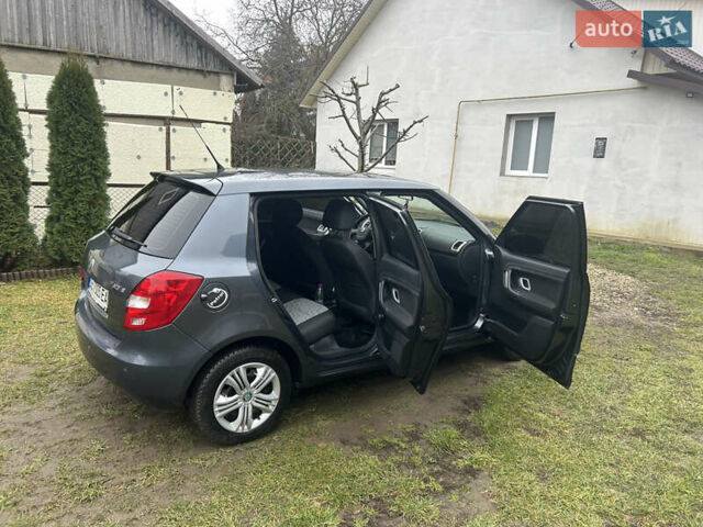 Серый Шкода Фабия, объемом двигателя 1.2 л и пробегом 212 тыс. км за 5245 $, фото 14 на Automoto.ua