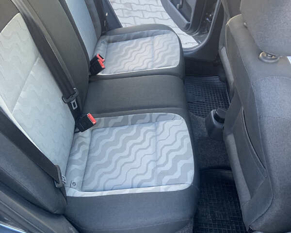 Сірий Шкода Фабія, об'ємом двигуна 1.2 л та пробігом 84 тис. км за 5700 $, фото 20 на Automoto.ua