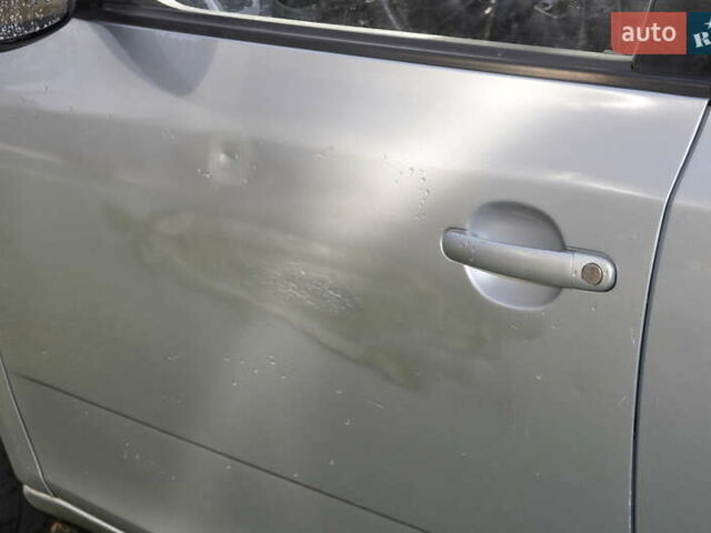 Сірий Шкода Фабія, об'ємом двигуна 1.39 л та пробігом 246 тис. км за 4300 $, фото 4 на Automoto.ua