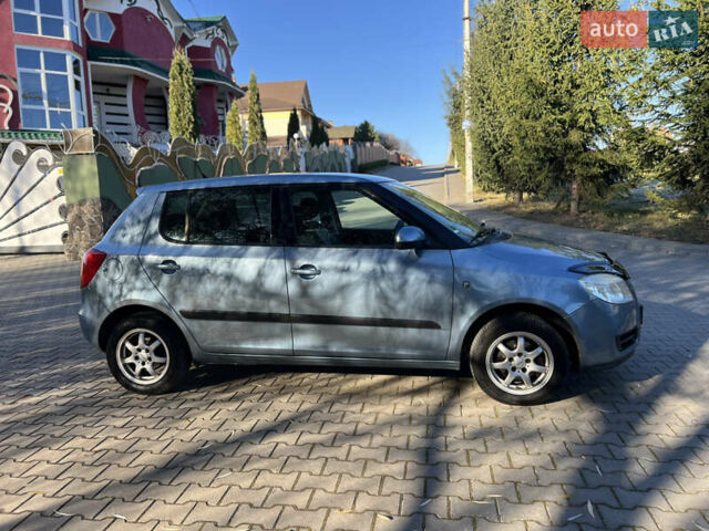 Сірий Шкода Фабія, об'ємом двигуна 1.4 л та пробігом 198 тис. км за 5390 $, фото 5 на Automoto.ua