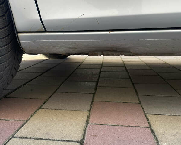 Серый Шкода Фабия, объемом двигателя 1.2 л и пробегом 142 тыс. км за 3900 $, фото 21 на Automoto.ua