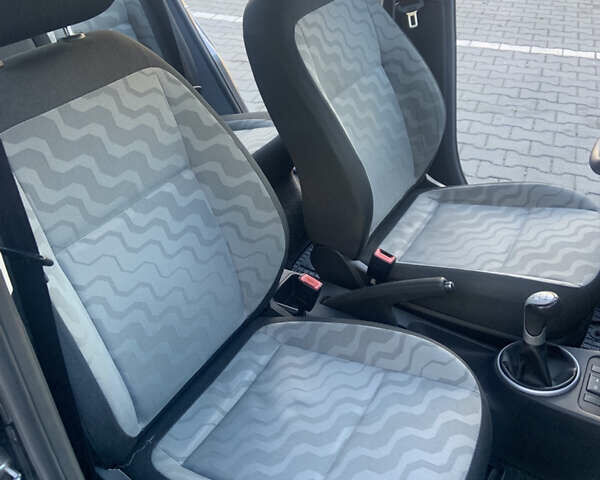 Сірий Шкода Фабія, об'ємом двигуна 1.2 л та пробігом 84 тис. км за 5700 $, фото 19 на Automoto.ua