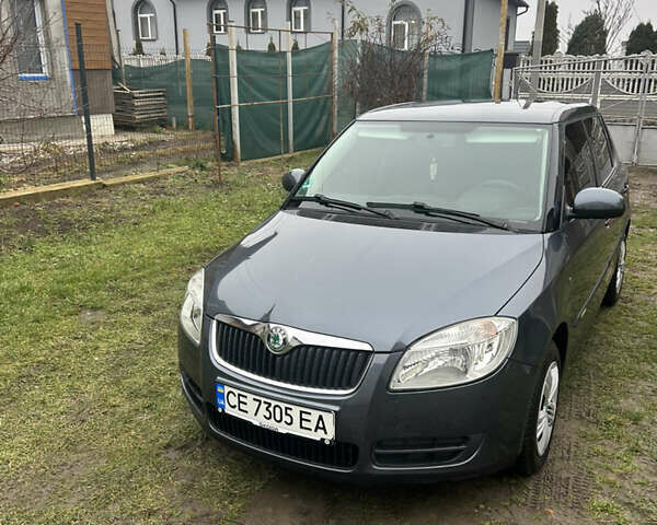 Серый Шкода Фабия, объемом двигателя 1.2 л и пробегом 212 тыс. км за 5245 $, фото 3 на Automoto.ua