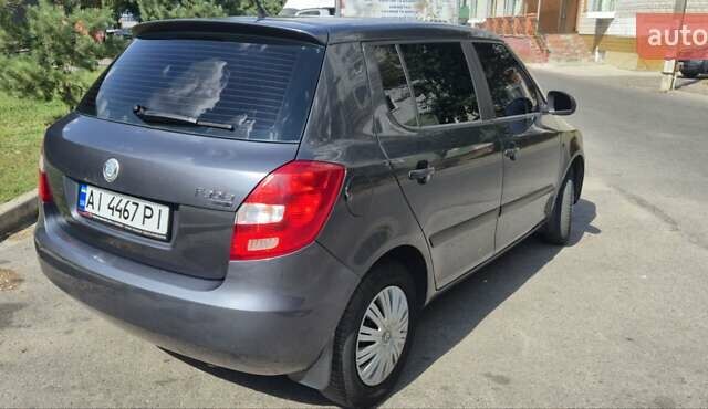 Сірий Шкода Фабія, об'ємом двигуна 1.42 л та пробігом 258 тис. км за 5000 $, фото 7 на Automoto.ua