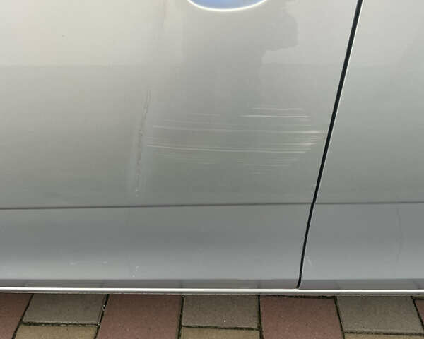 Серый Шкода Фабия, объемом двигателя 1.2 л и пробегом 142 тыс. км за 3900 $, фото 18 на Automoto.ua