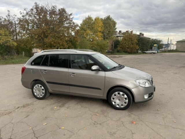 Сірий Шкода Фабія, об'ємом двигуна 1.6 л та пробігом 180 тис. км за 4800 $, фото 6 на Automoto.ua