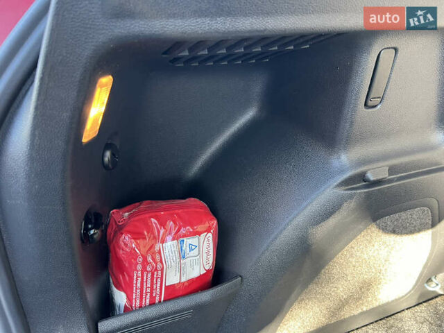 Сірий Шкода Фабія, об'ємом двигуна 1.4 л та пробігом 198 тис. км за 5390 $, фото 60 на Automoto.ua