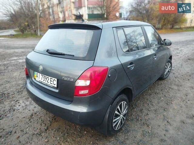 Серый Шкода Фабия, объемом двигателя 1.2 л и пробегом 143 тыс. км за 4500 $, фото 12 на Automoto.ua