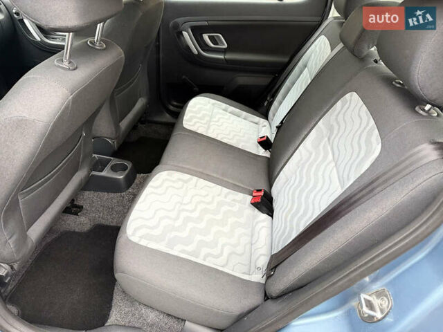 Серый Шкода Фабия, объемом двигателя 1.2 л и пробегом 152 тыс. км за 4500 $, фото 23 на Automoto.ua