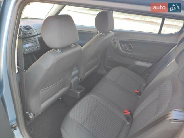 Серый Шкода Фабия, объемом двигателя 1.2 л и пробегом 192 тыс. км за 5850 $, фото 21 на Automoto.ua
