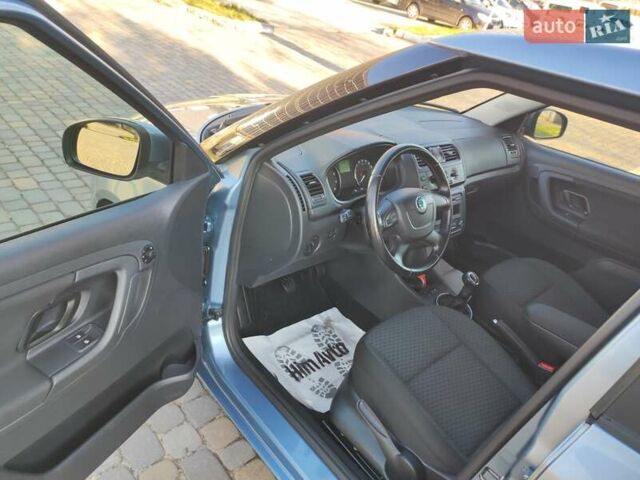 Серый Шкода Фабия, объемом двигателя 1.2 л и пробегом 192 тыс. км за 5850 $, фото 12 на Automoto.ua
