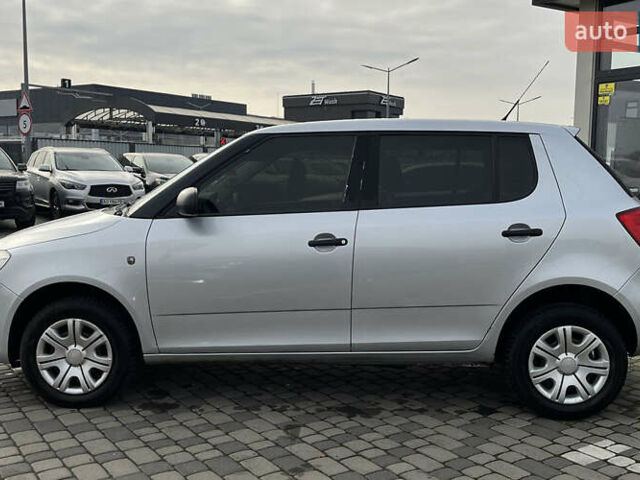 Сірий Шкода Фабія, об'ємом двигуна 1.6 л та пробігом 283 тис. км за 5800 $, фото 3 на Automoto.ua