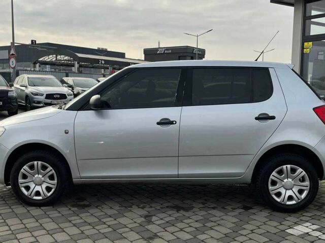 Серый Шкода Фабия, объемом двигателя 1.6 л и пробегом 283 тыс. км за 5800 $, фото 3 на Automoto.ua