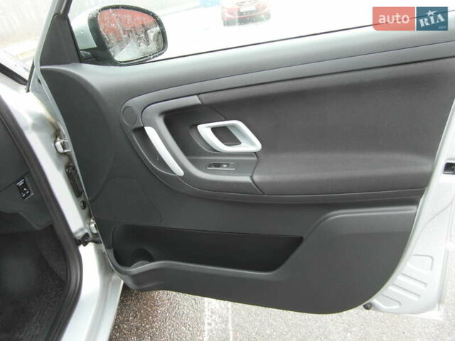 Серый Шкода Фабия, объемом двигателя 1.2 л и пробегом 141 тыс. км за 5900 $, фото 7 на Automoto.ua