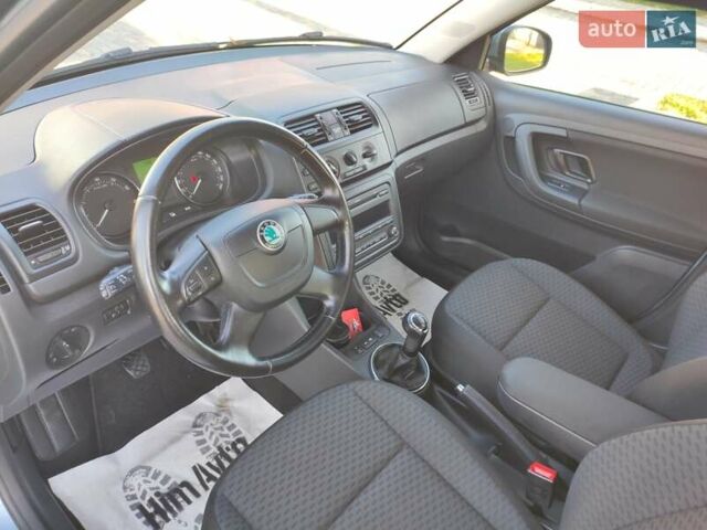 Серый Шкода Фабия, объемом двигателя 1.2 л и пробегом 192 тыс. км за 5850 $, фото 13 на Automoto.ua