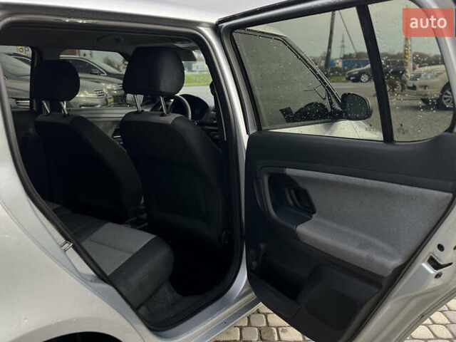 Сірий Шкода Фабія, об'ємом двигуна 1.6 л та пробігом 283 тис. км за 5800 $, фото 22 на Automoto.ua