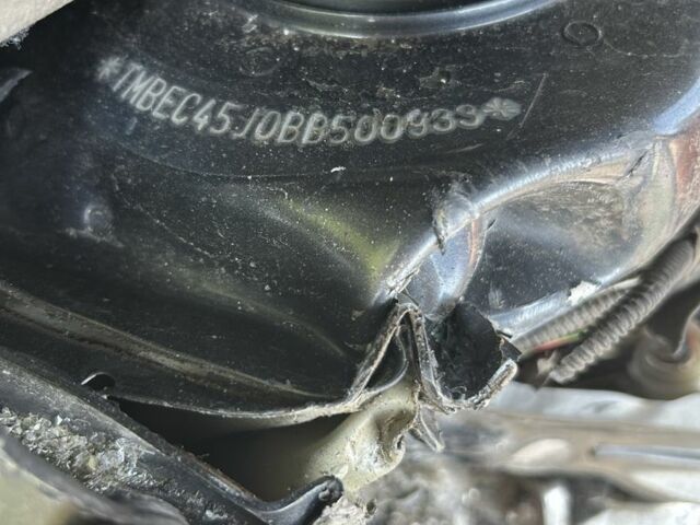 Серый Шкода Фабия, объемом двигателя 1.4 л и пробегом 162 тыс. км за 2500 $, фото 8 на Automoto.ua