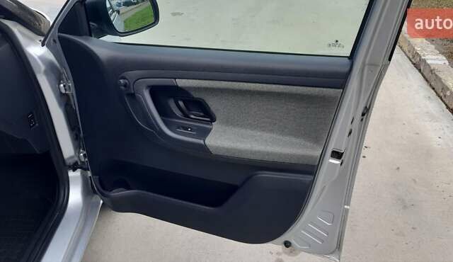 Сірий Шкода Фабія, об'ємом двигуна 1.2 л та пробігом 270 тис. км за 3700 $, фото 19 на Automoto.ua