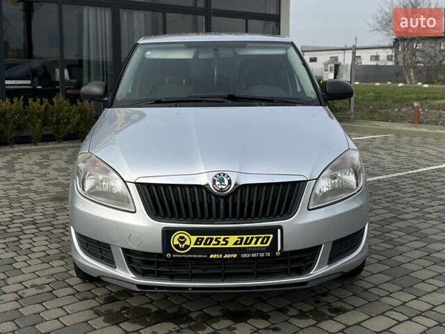 Сірий Шкода Фабія, об'ємом двигуна 1.6 л та пробігом 283 тис. км за 5800 $, фото 1 на Automoto.ua