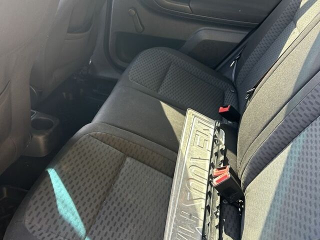 Серый Шкода Фабия, объемом двигателя 1.4 л и пробегом 162 тыс. км за 2500 $, фото 2 на Automoto.ua