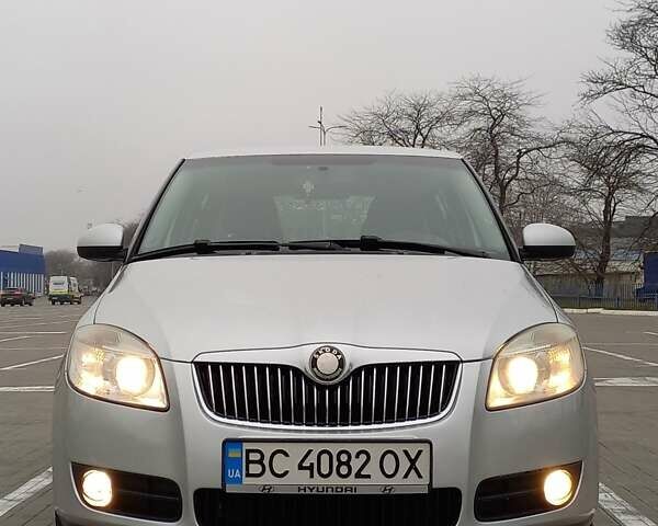 Серый Шкода Фабия, объемом двигателя 1.42 л и пробегом 230 тыс. км за 5700 $, фото 12 на Automoto.ua