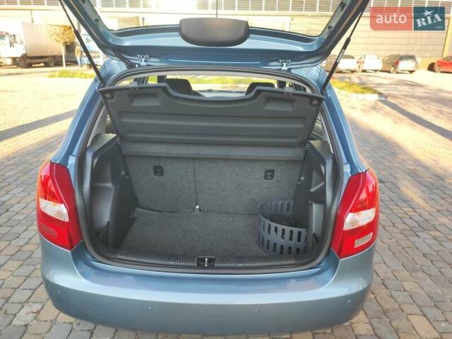 Серый Шкода Фабия, объемом двигателя 1.2 л и пробегом 192 тыс. км за 5850 $, фото 22 на Automoto.ua