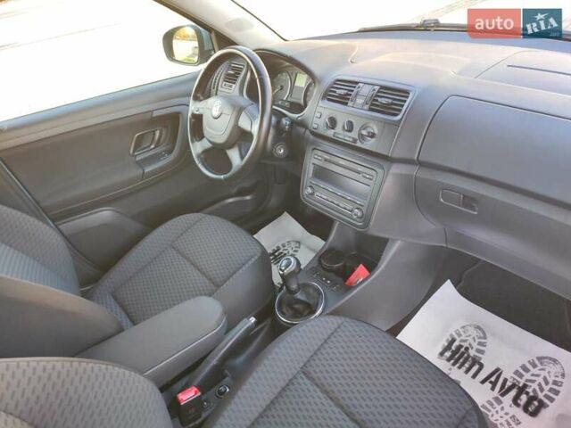 Серый Шкода Фабия, объемом двигателя 1.2 л и пробегом 192 тыс. км за 5850 $, фото 16 на Automoto.ua