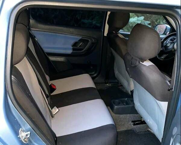 Сірий Шкода Фабія, об'ємом двигуна 1.2 л та пробігом 140 тис. км за 5300 $, фото 5 на Automoto.ua
