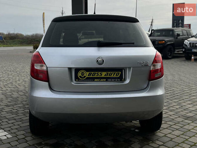 Сірий Шкода Фабія, об'ємом двигуна 1.6 л та пробігом 283 тис. км за 5800 $, фото 5 на Automoto.ua
