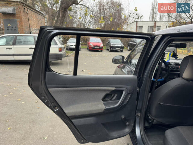 Сірий Шкода Фабія, об'ємом двигуна 1.2 л та пробігом 141 тис. км за 6100 $, фото 15 на Automoto.ua