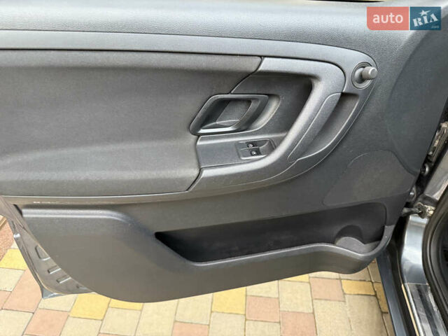 Сірий Шкода Фабія, об'ємом двигуна 1.39 л та пробігом 160 тис. км за 6800 $, фото 15 на Automoto.ua