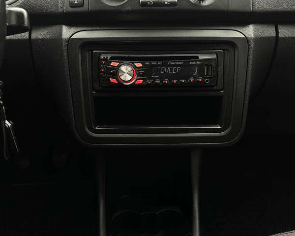 Сірий Шкода Фабія, об'ємом двигуна 1.2 л та пробігом 271 тис. км за 5200 $, фото 20 на Automoto.ua