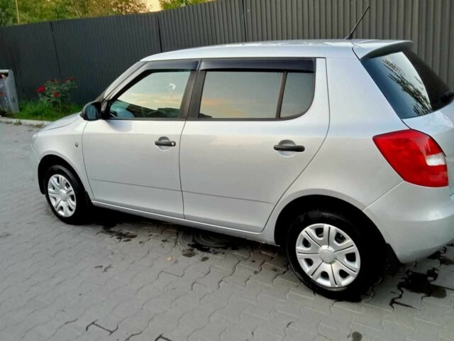 Сірий Шкода Фабія, об'ємом двигуна 1.6 л та пробігом 240 тис. км за 5200 $, фото 13 на Automoto.ua